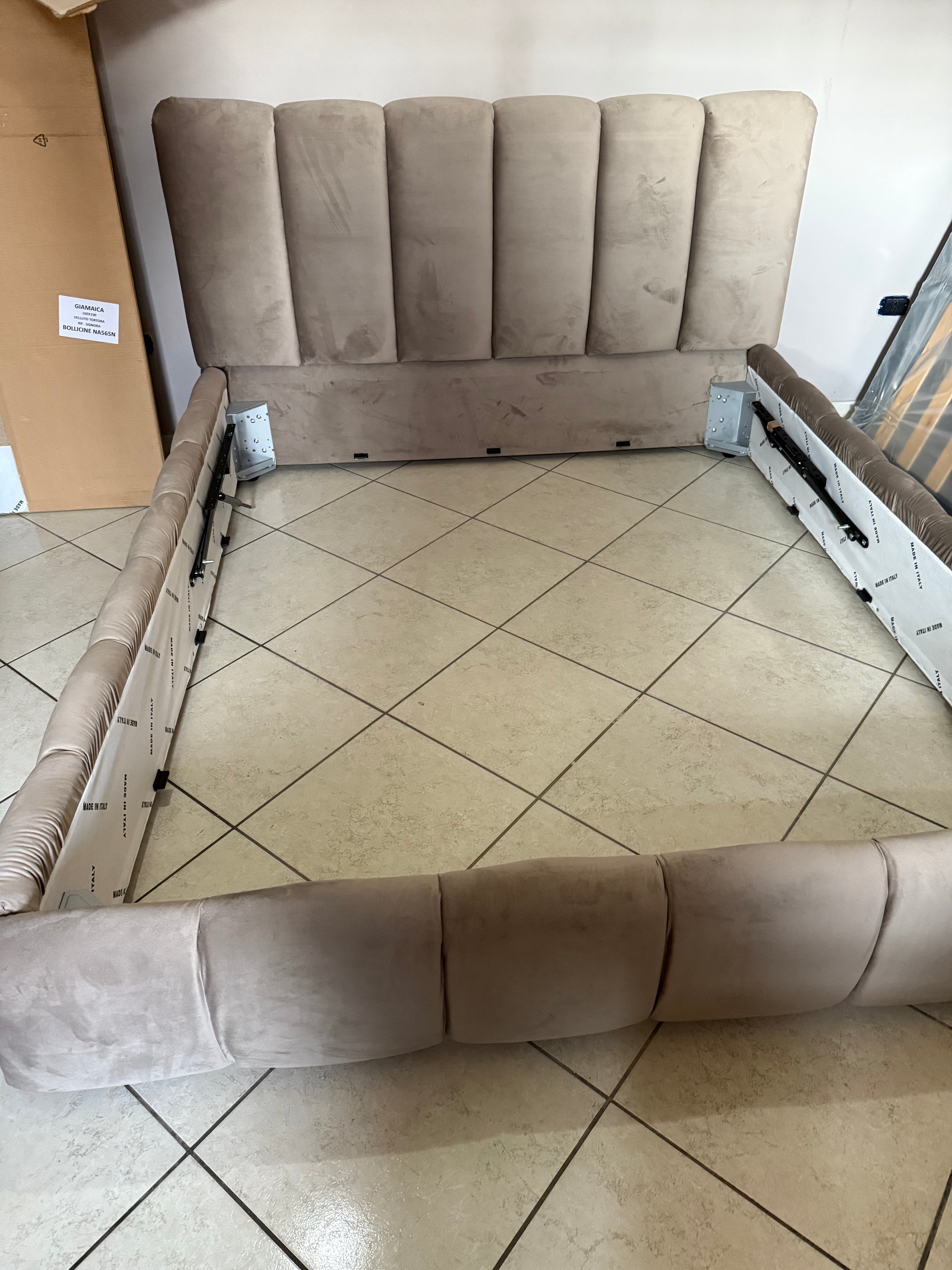 LETTO CONTENITORE SUPER IMBOTTITO JAMAICA MATRIMONIALE
