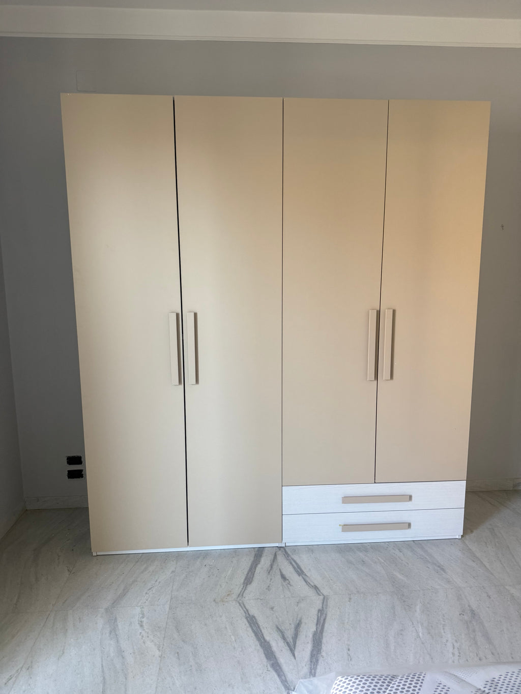 CAMERERETTA COMPLETA CON SCRIVANIA ROSA