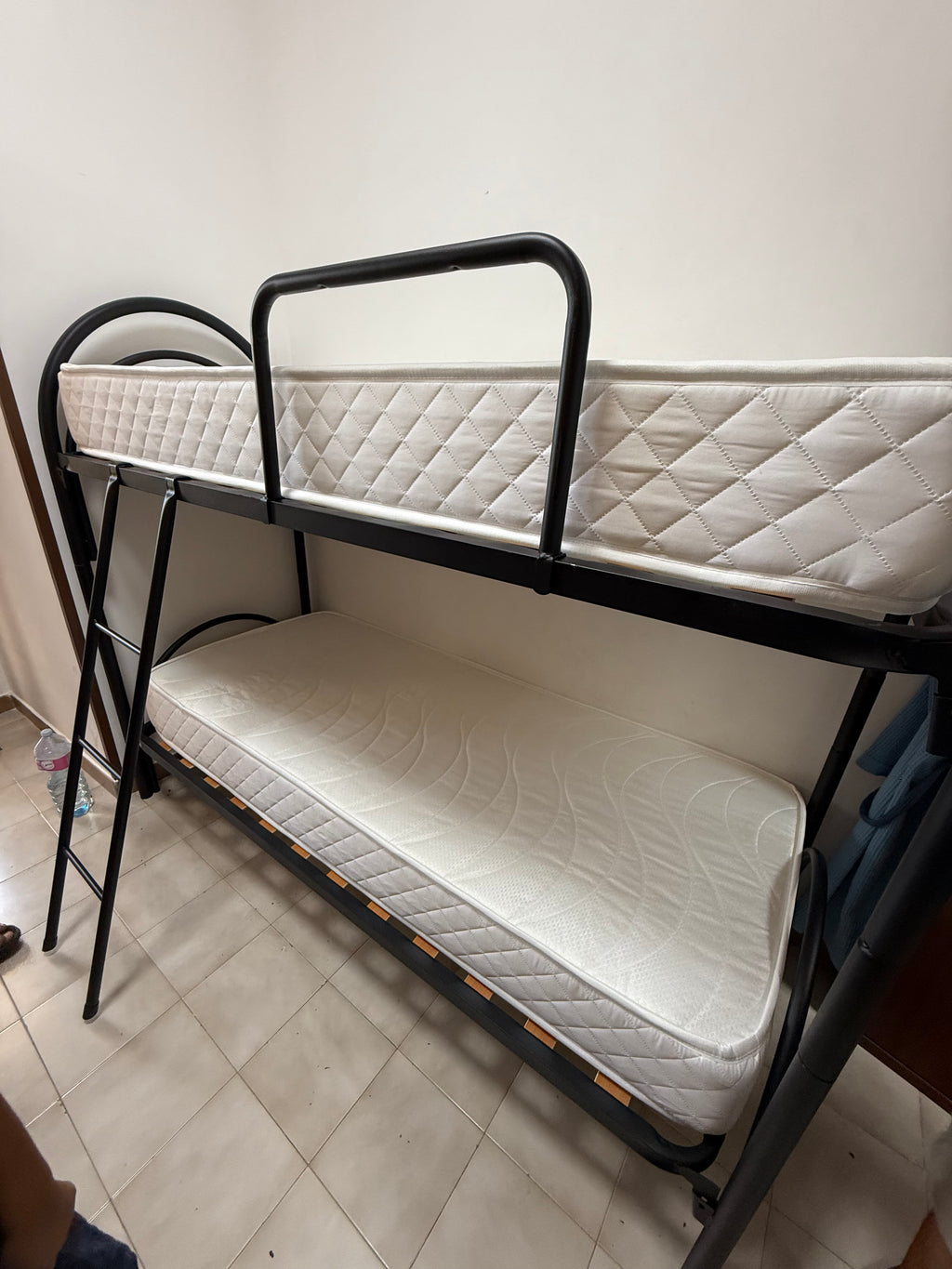 LETTO A CASTELLO AD ARCO NERO