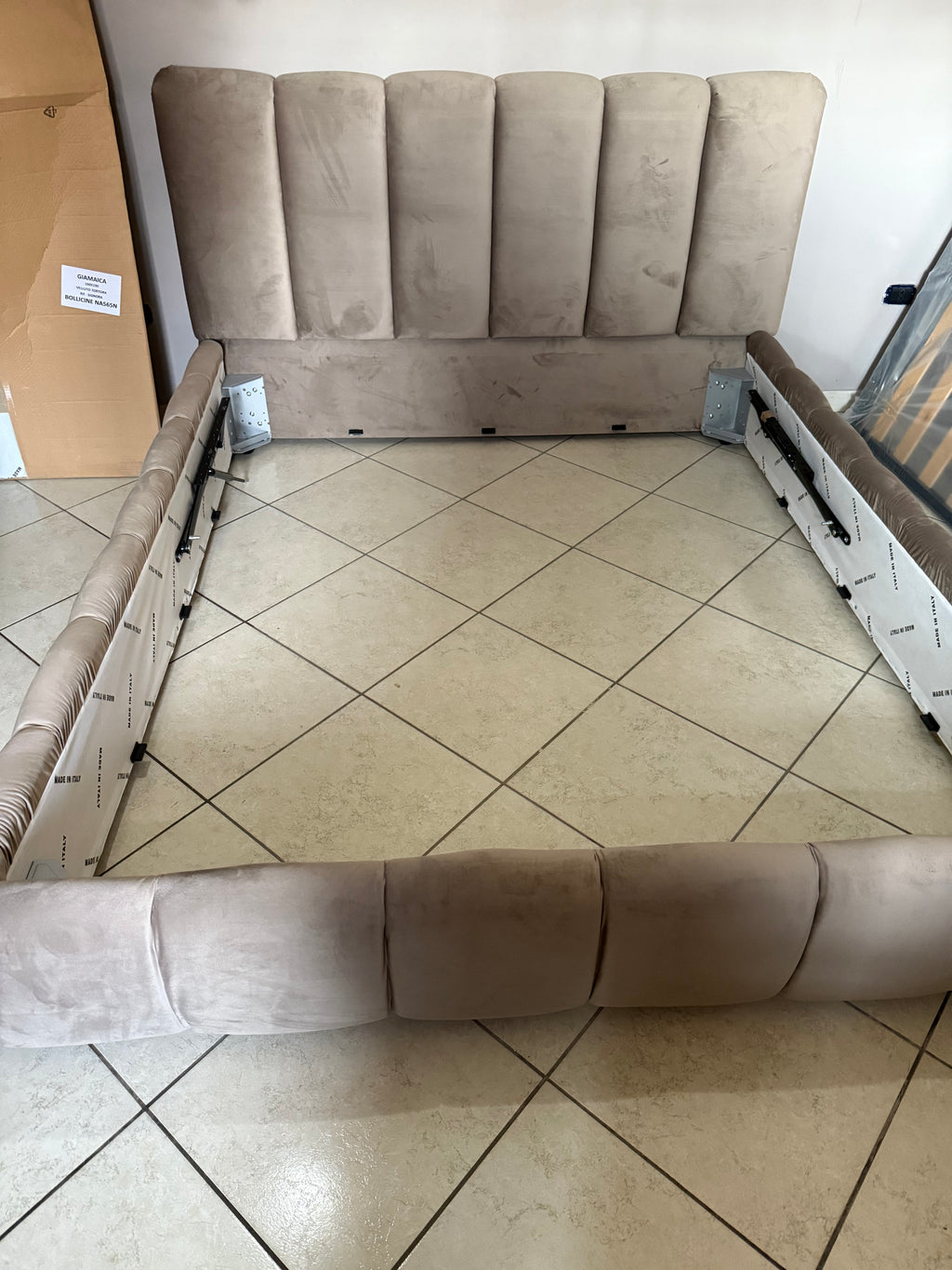 LETTO CONTENITORE SUPER IMBOTTITO JAMAICA MATRIMONIALE