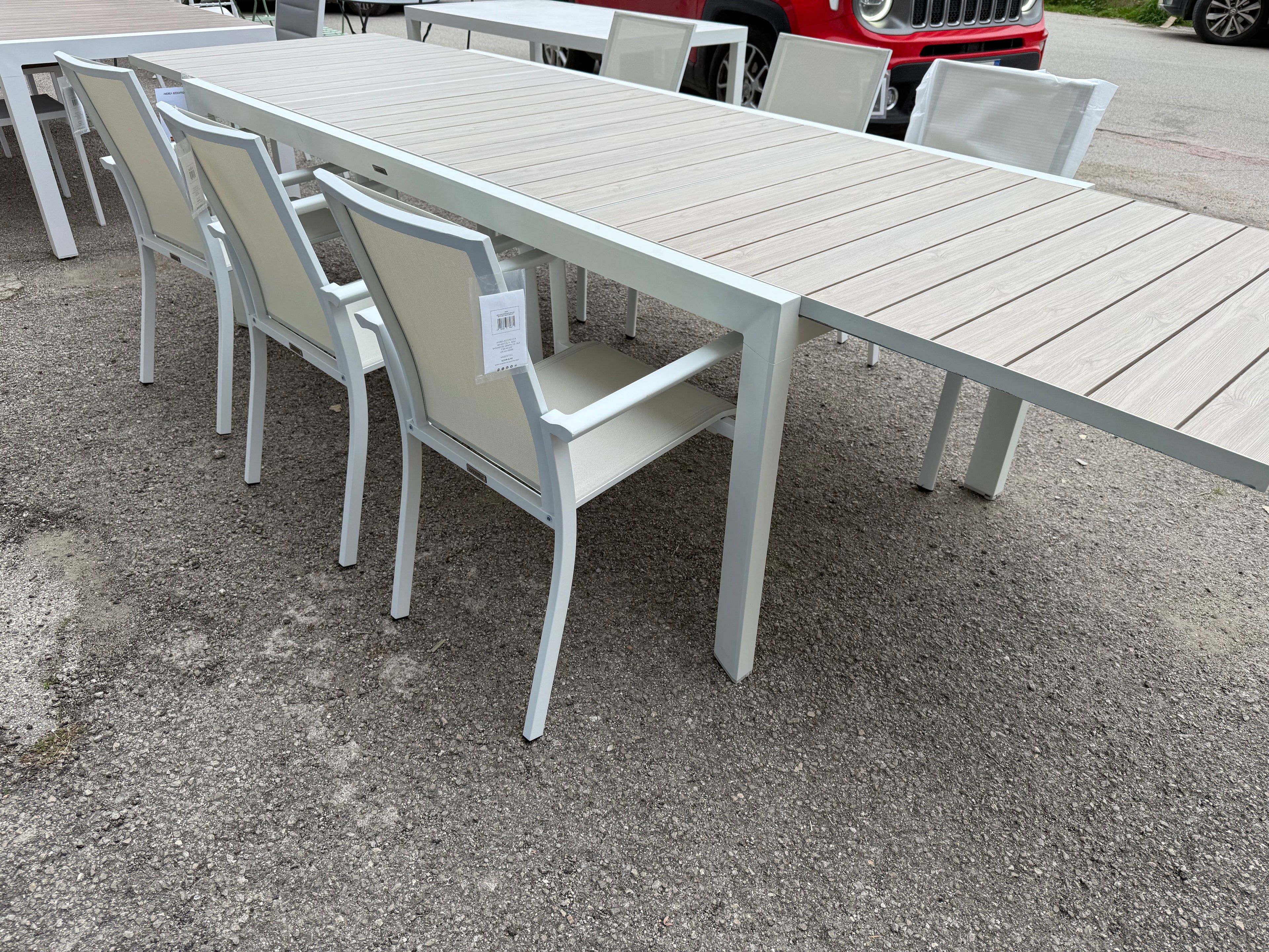 BIZZOTTO TAVOLO IN ALLUMINIO ALLUNGABILE BELMAR 220x340x100 CON EFFETTO LEGNO + 6 POLTRONE KONNOR
