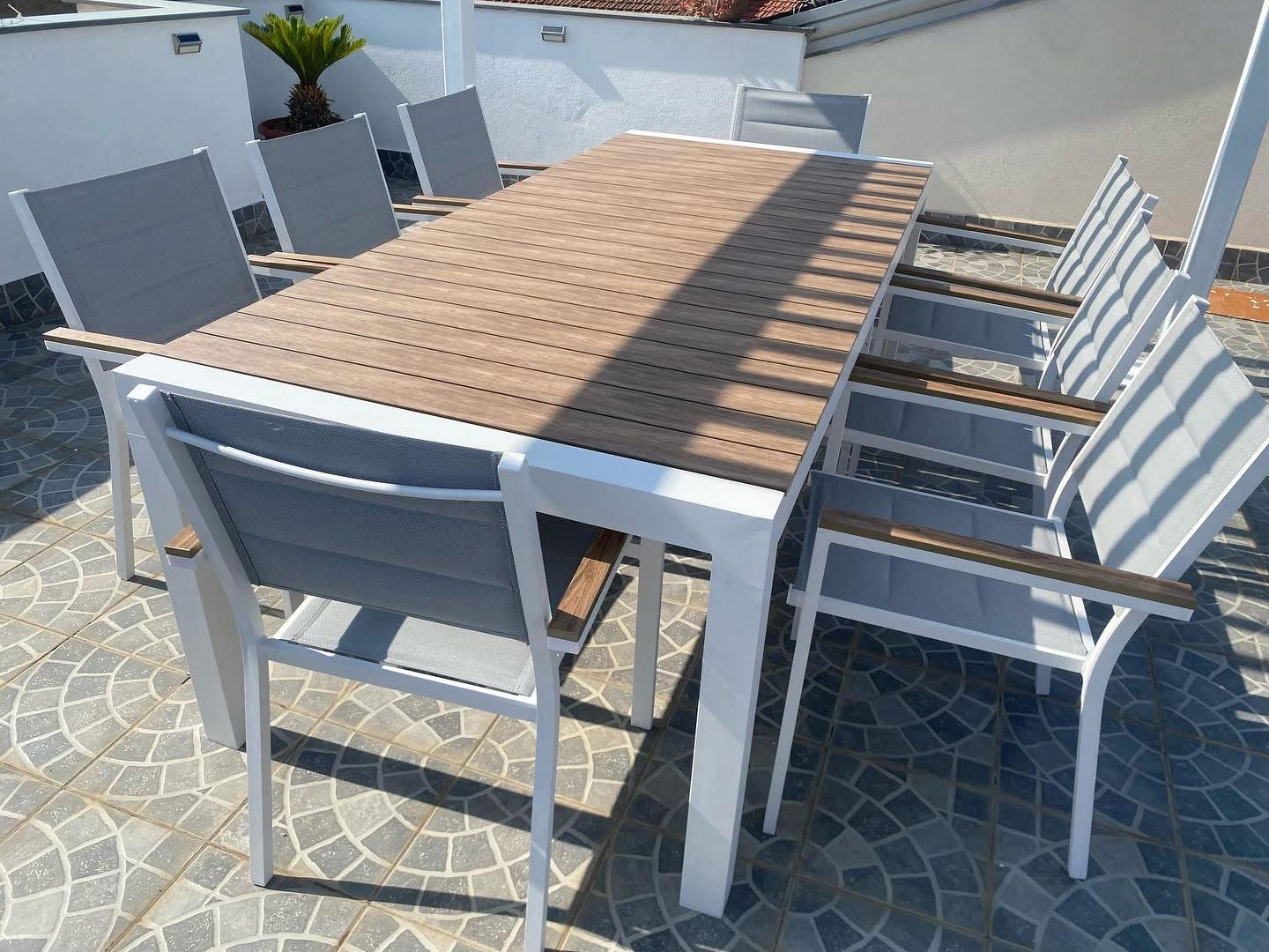 TAVOLO SANTORINI Allung. 225/295x100 cm+ 6 POLTRONE SANTORINI
